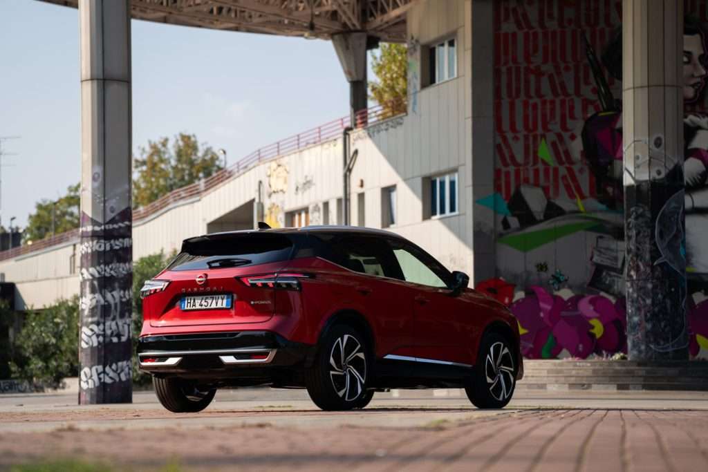 Nuovo-Nissan-e-POWER-Milano_rear-Statiche-12-1024x683