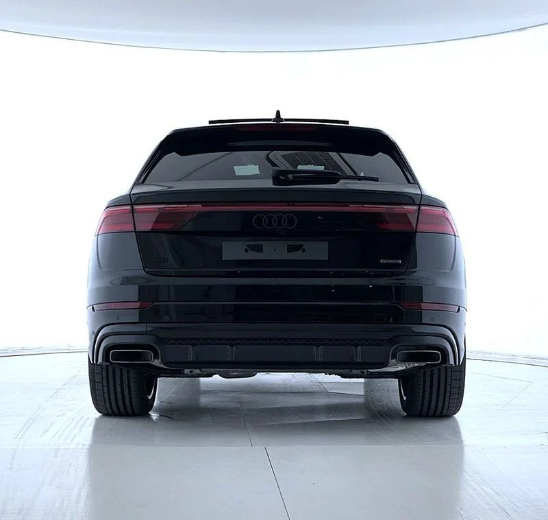 AUDI Q8 - foto 3