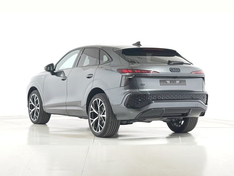 AUDI Q3 Sportback - foto 3
